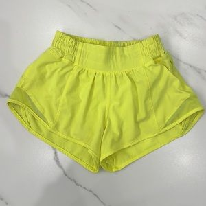 Lululemon Hotty Hot Lined Running Short 2.5” in Highlight Yellow